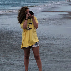 Meet your Posher, Lauren